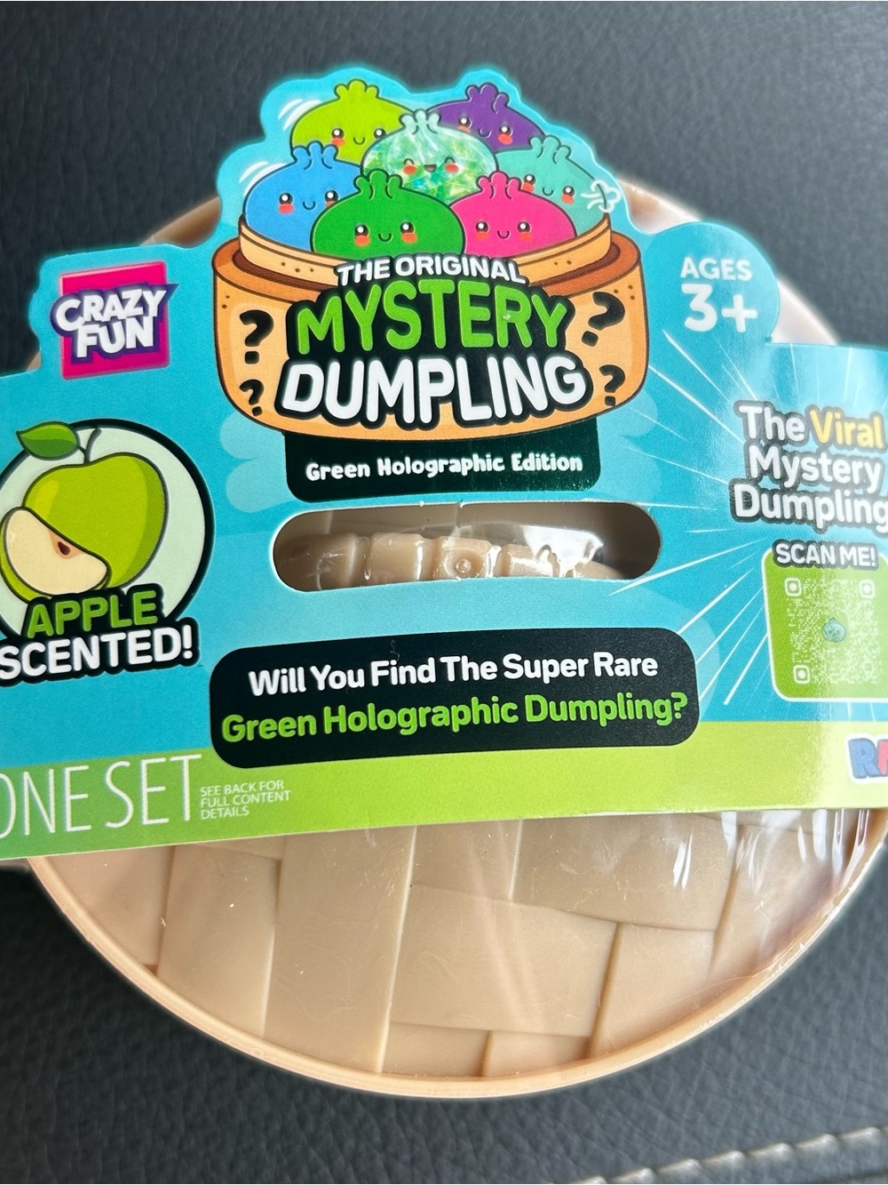 Source Unknown Mystery Dumpling - Green Holographic Edition
